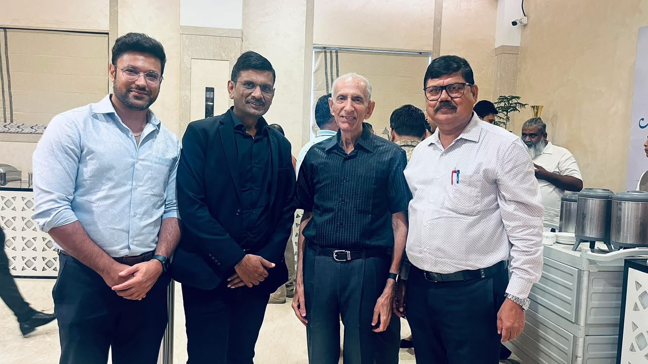 Dr Amdekar 4